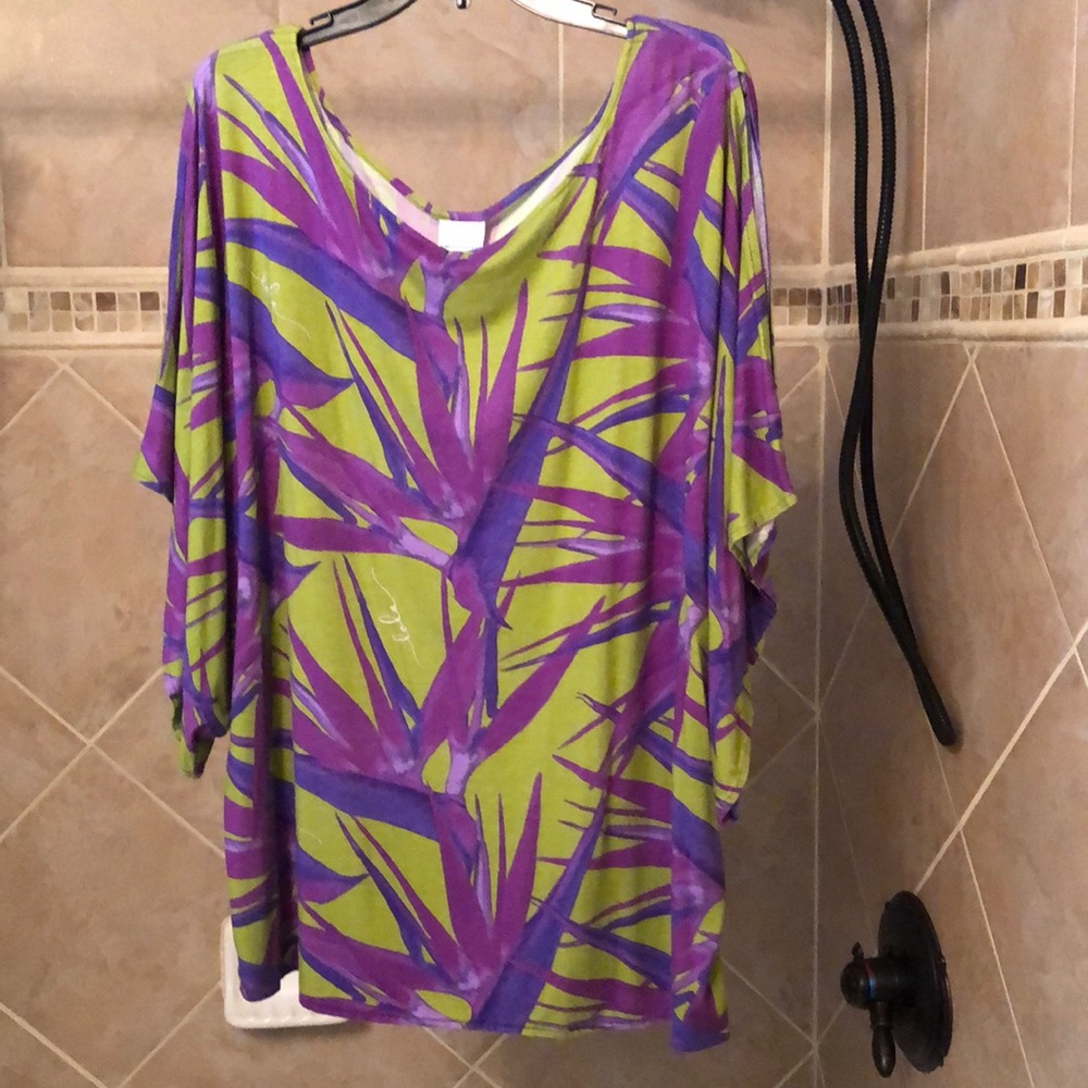 Simply Sisters Blouse. Size XL
